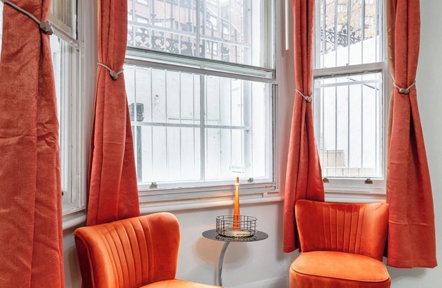 *Fabulous Two Bed Apt in Heart of Chelsea - London*