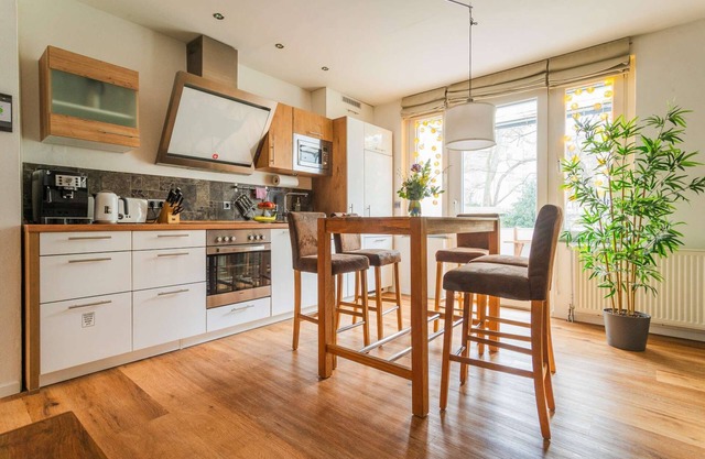FAIR AND HOLIDAY APARTMENT WITH A PERFECT LOCATION IN HANNOVERS CITY NEAR TO MASCHSEE!