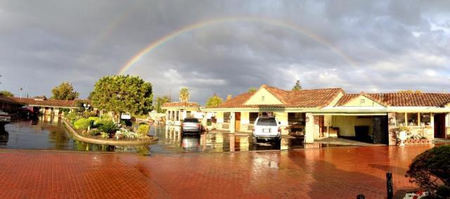 FairBridge Inn & Suites Gateway to Yosemite