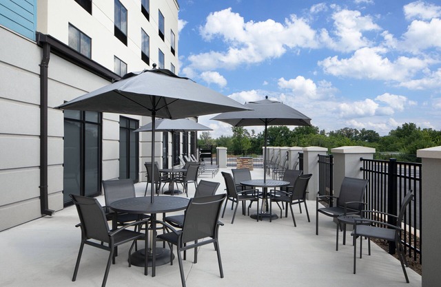Fairfield by Marriott Inn & Suites Whitsett Greensboro East