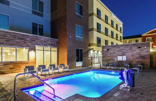 Fairfield Inn & Suites by Marriott Ontario Rancho Cucamonga