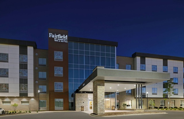 Fairfield Inn & Suites by Marriott Milwaukee Brookfield
