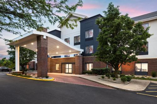 Fairfield Inn & Suites by Marriott Columbus East