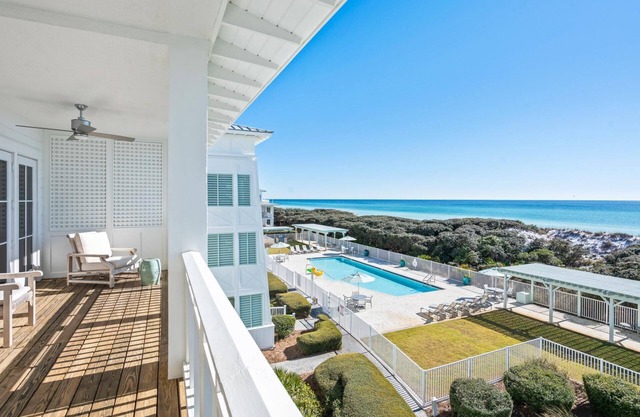 Fall Availability! Beachside Condo #13! Amazing Gulf Views! 4 Adult Bikes!