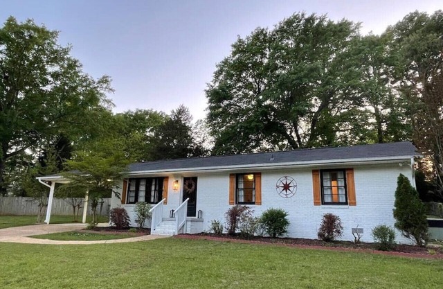 Fall fun! Dec GRAD! Stay at Sweet T's Way!