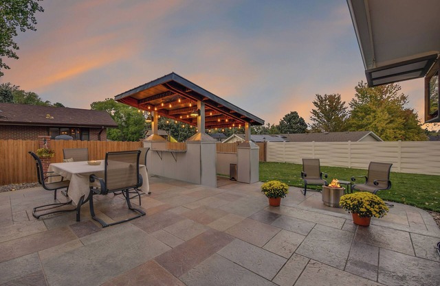 Fall Vibes: Fire Pit, Football & Fresh Air in Spacious Updated Mid-Mod Home