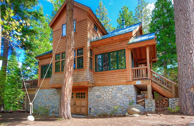 Fallen Leaf Lake Stunner, Steps to Beach and Market (COH1444)