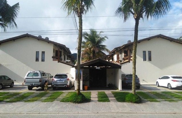 FAMILY AND WARM ENVIRONMENT, 30 M. FROM THE BEACH (ALMOST FOOT IN THE SAND) and WI FI