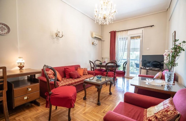 Family apartment at Kalithea 2 bedrooms 4 pers