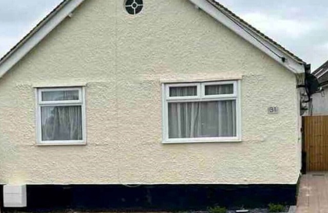 Family bungalow, 5 minutes drive to seafront