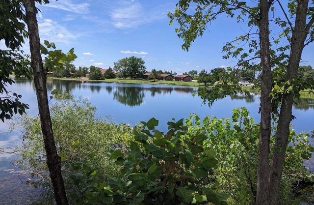 Family Cabin by a private fishing lake