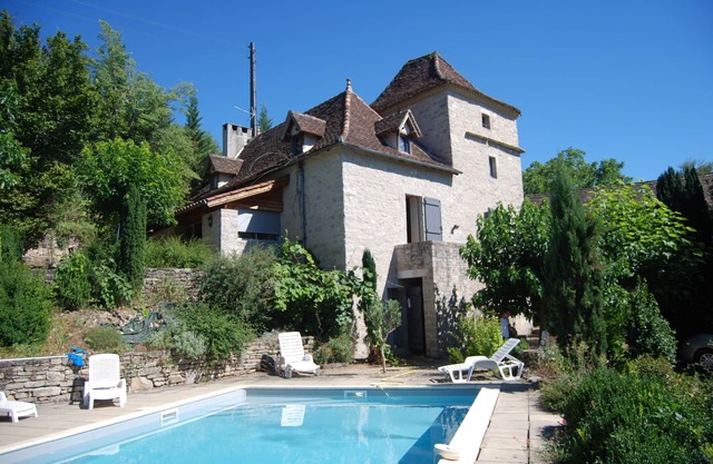 Family farm house completely restored 10x5 pool