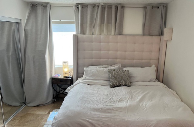 Family Friendly Cozy apartment with backyard