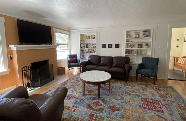 Family Friendly Reno Home near UNR/Downtown/Rancho San Rafael