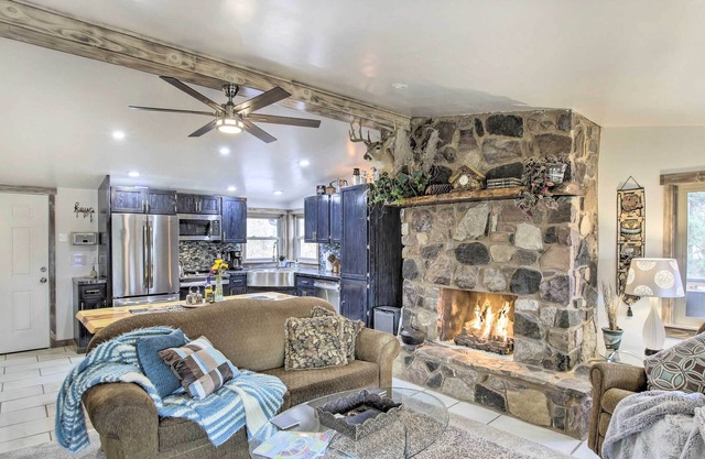 Family-Friendly Wisconsin Dells Cabin!