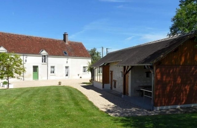 Family & Friends Retreat: Near Loire Castles, ZooParc de Beauval, Spacious Garden, Sleeps 12