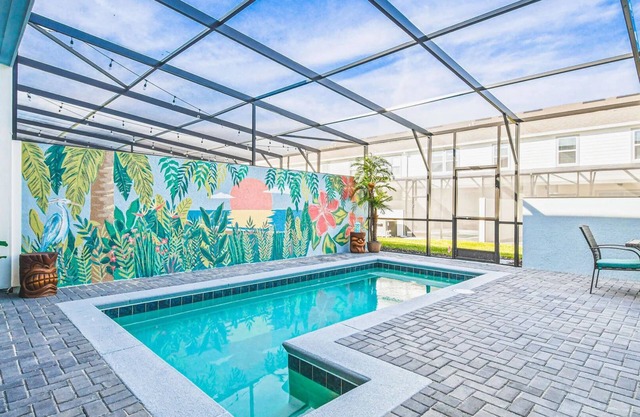 Family Fun Villa – 10 Miles to Disney