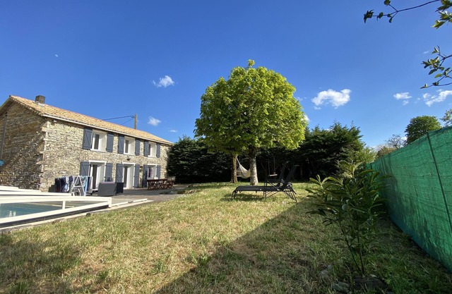 family house with private swimming pool