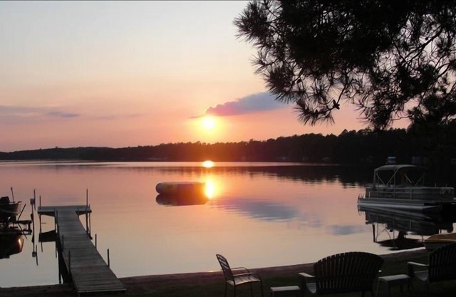 Family Lodge - 12~BR with 7~BA - Great for Reunions!