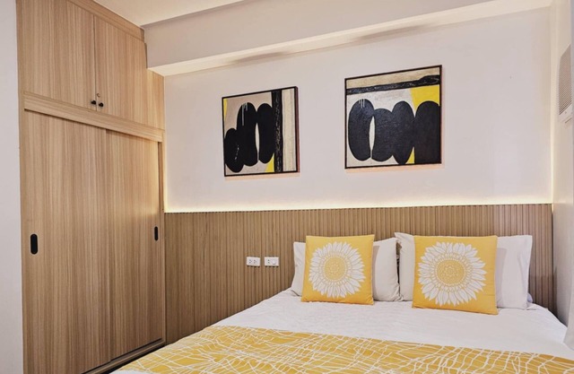 Family studio in the heart of the city that can accomodate 4