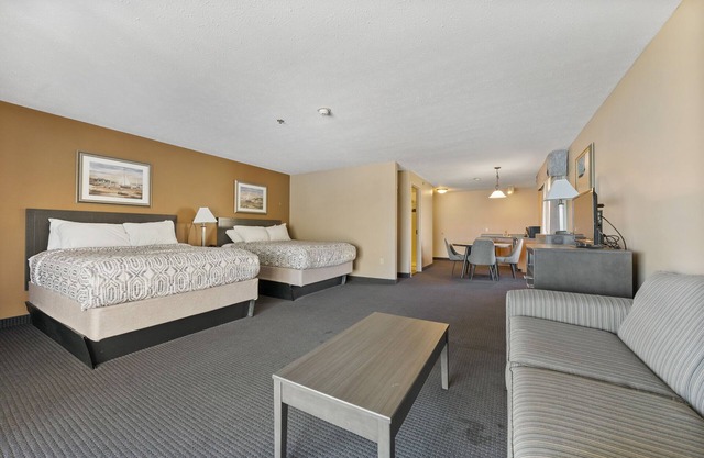 Family Suite at Bayshore Resort Put-in-Bay