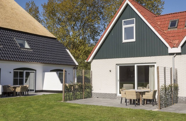 Family Texel Stay w/Garden