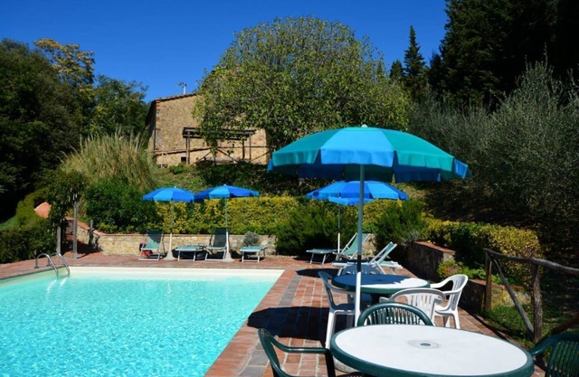 Family Villa and Pool for 8 by Tuscan Village