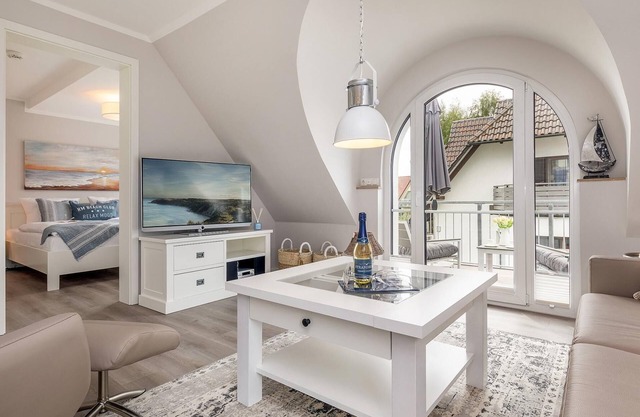 Fantastic, exclusive, newly built vacation apartment only 250m from the white sandy beach e