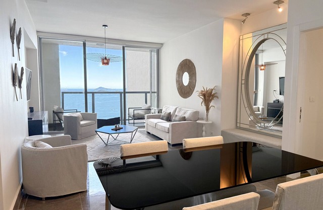 Fantastic Apartment with Terrace in YOO