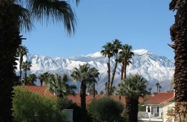 Fantastic Desert Falls Condo with comfortable decor and Wonderful Views