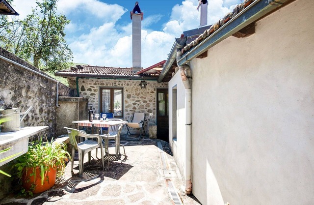 Farmhouse in Italy with Private Terrace
