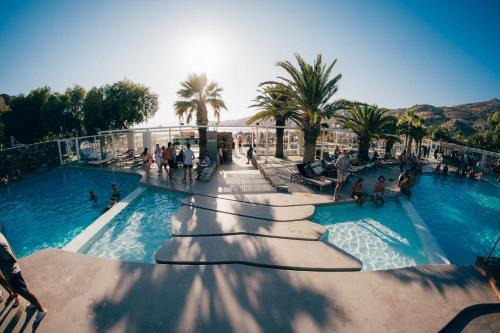 FarOut - BeachResort & Camping