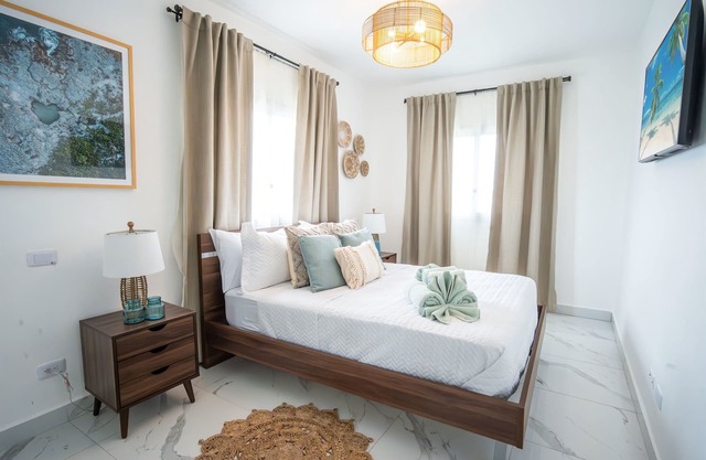 Fast Starlink Net | Poolside | Artisan Coffee Bar