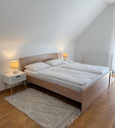 Fehér Orchidea Apartman