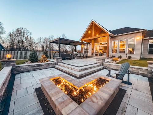 FeralWoods Private Estate With Hot Tub