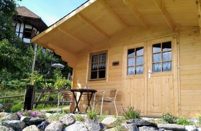 Ferienhaus für 4 Gäste mit 16m² in Hinterfultigen