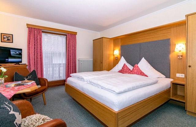 Ferienhaus Ostara Balk/terr., 6 Schlafz.m. Du/wc, 1 Wohnz., Aufenthaltsraum, Max. 12 Pers