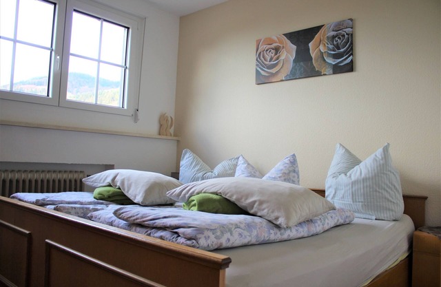 Ferienwohnung Talblick, 50qm mit 2 Schlafräume und Balkon für max. 5 Personen