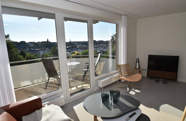fewo1846 - FördeView/Luxurious 3 room apartment with balcony and harbor view