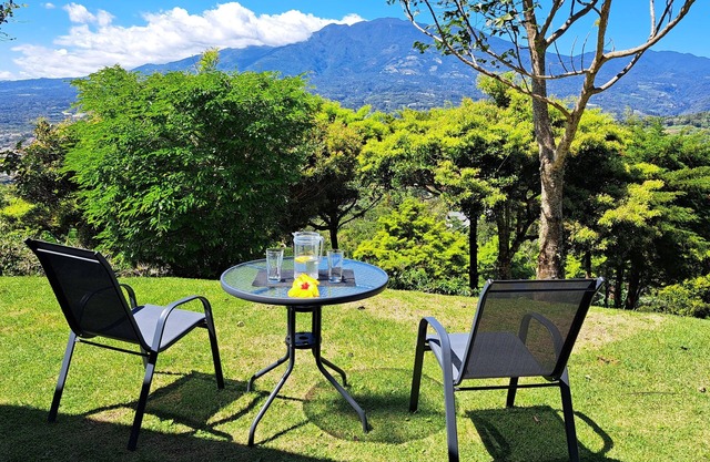 Finca Bocas del Mar: the unique experience of your own private coffee estate