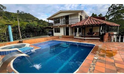 Finca la mariana