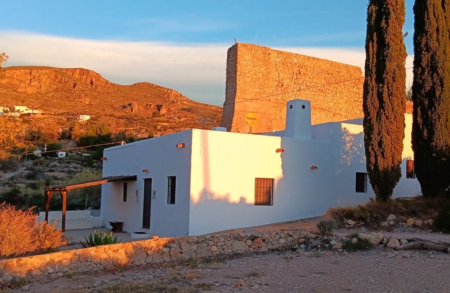 Finca-private pool-very quiet location-sole use-ideal for families