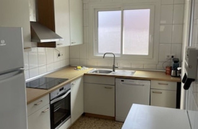 Finca with pool + barbecue area, home office, conservatory for 12 people