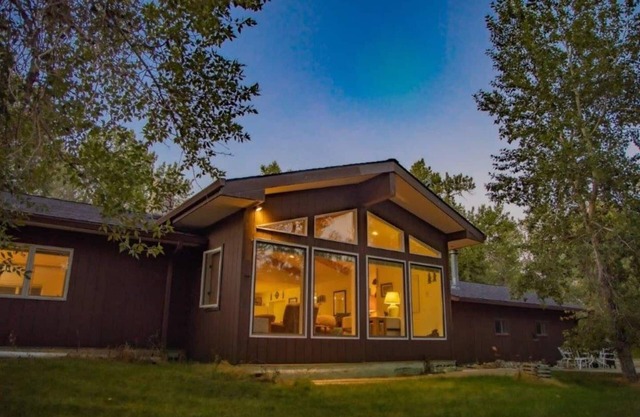 Find Tranquility in Rural Montana