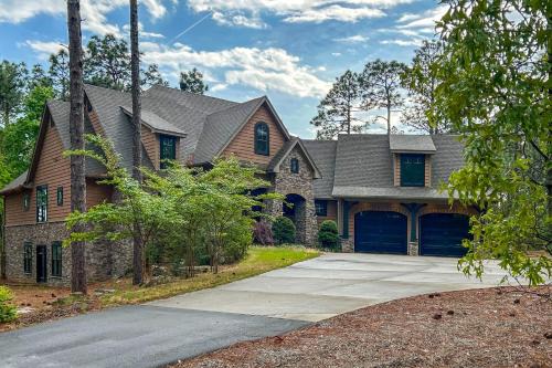 Fire Pit and Patio Spacious Southern Pines Retreat
