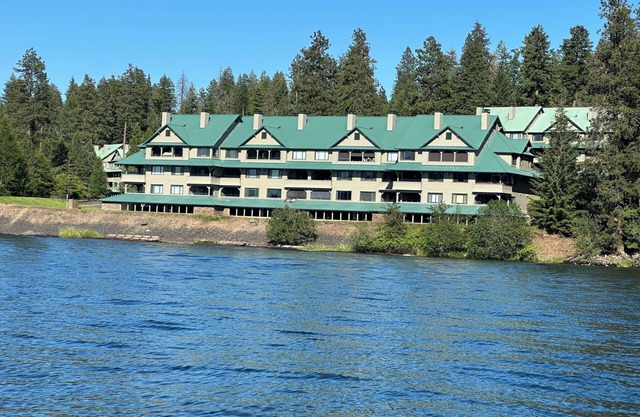 FIREWORKS, LAKE ACCESS, BOAT MOORING OPTION - 3-bedroom unit Lake Coeur d'Alene