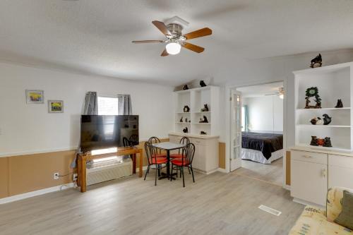 Fish and Explore Wooded Lake Guntersville Retreat