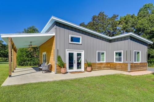 Fish, Boat and Unwind Gem 6 Mi to Gulf Shores Beach