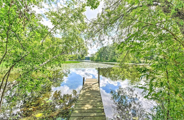 Fishermen's Paradise w/Fire Pit on Rice Lake!