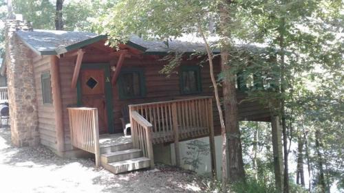 Five Points Lake Hamilton Cabin A